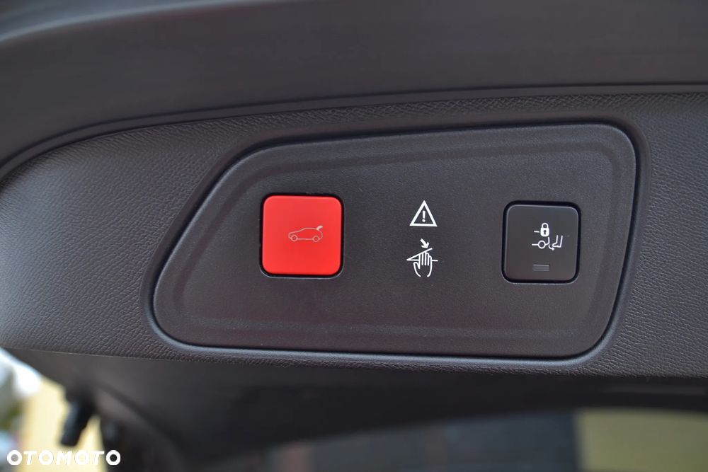 Peugeot 3008 HDi FAP 150 Platinum - 33