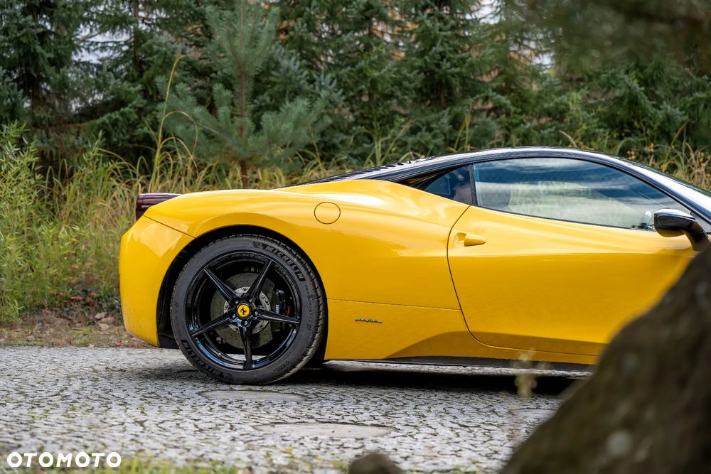 Ferrari 458 Italia - 9