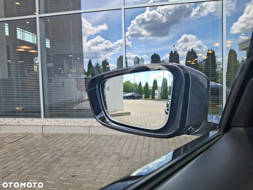 BMW Seria 8 840i xDrive - 9