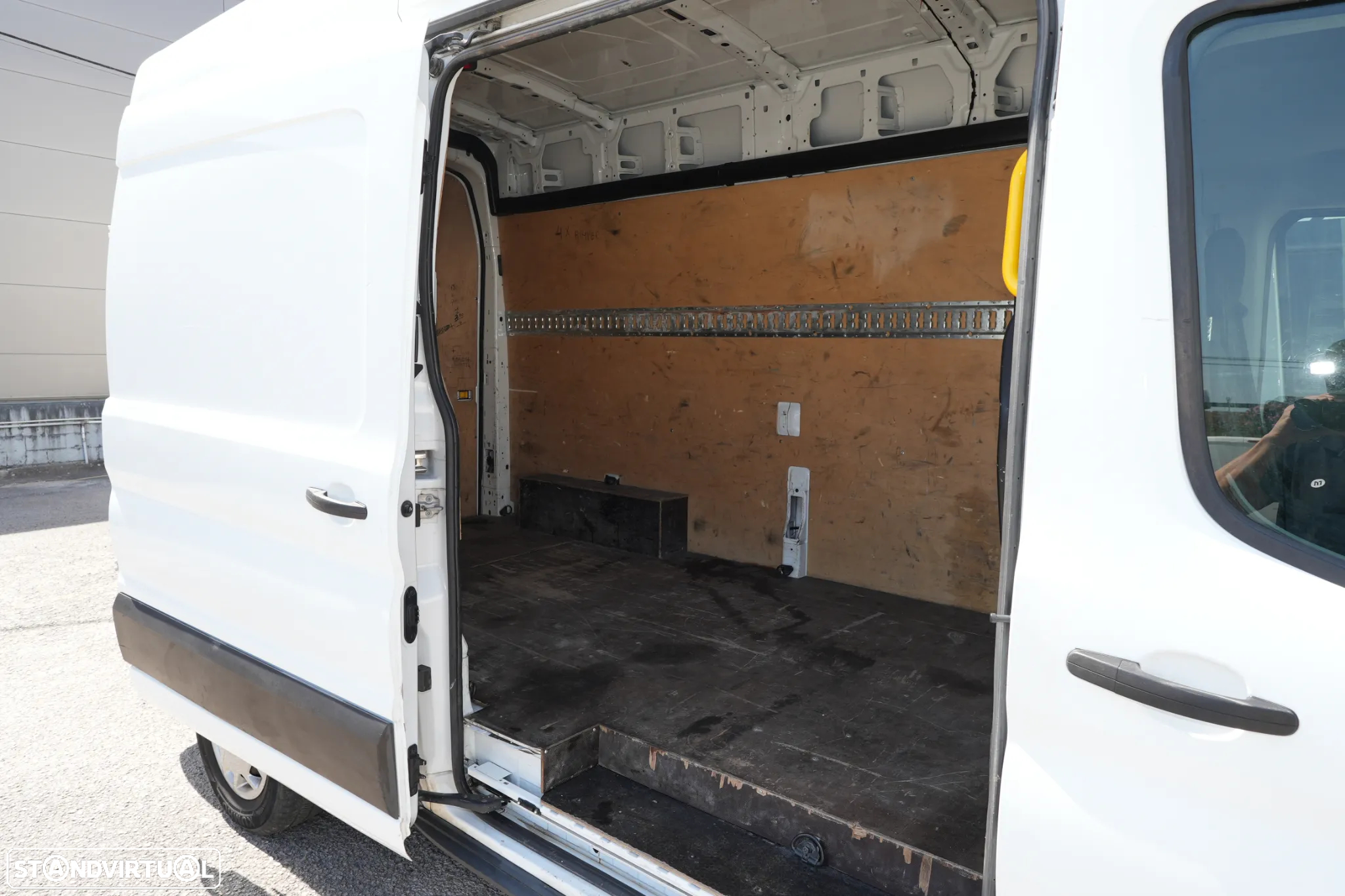 Ford Transit L3H2 2.2TDCI 155cv - 7