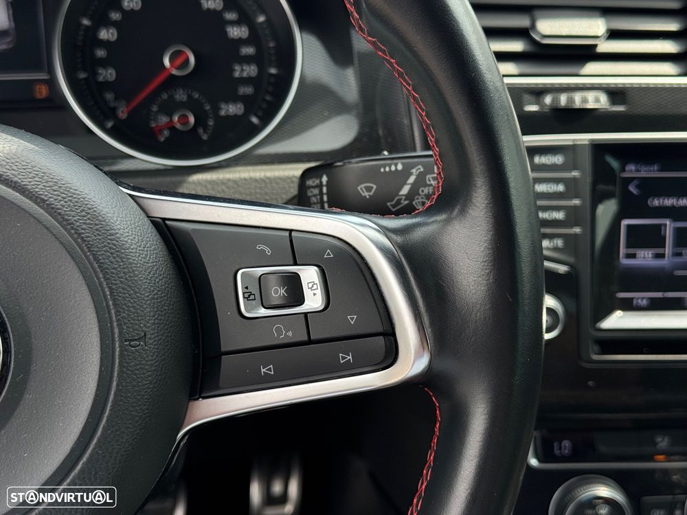 VW Golf GTI Performance BlueMotion - 19