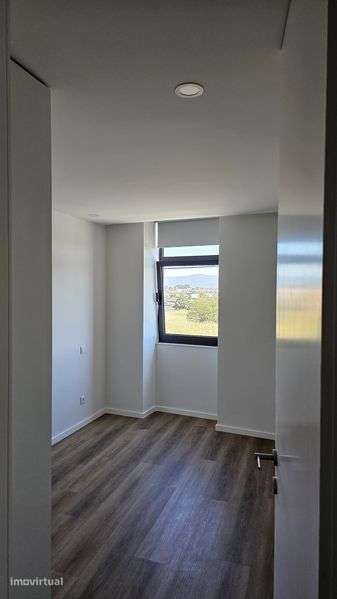 Apartamento T2 arrendamento - Grande imagem: 4/12