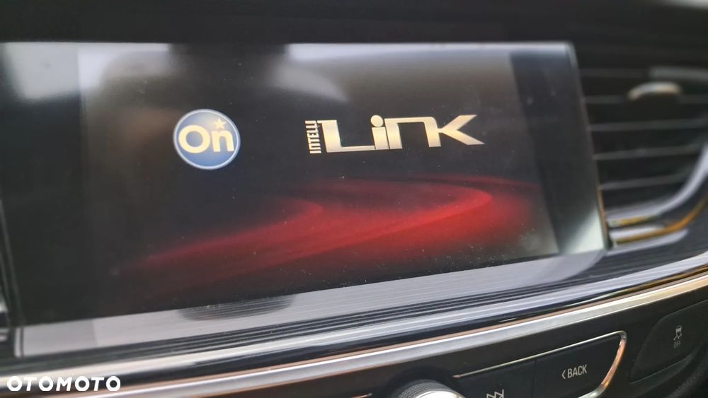 Opel Insignia 1.6 CDTI - 12