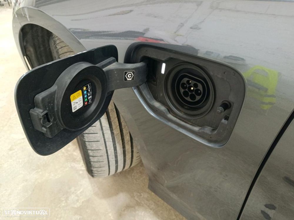 BMW 320 e Corporate Edition Auto - 9