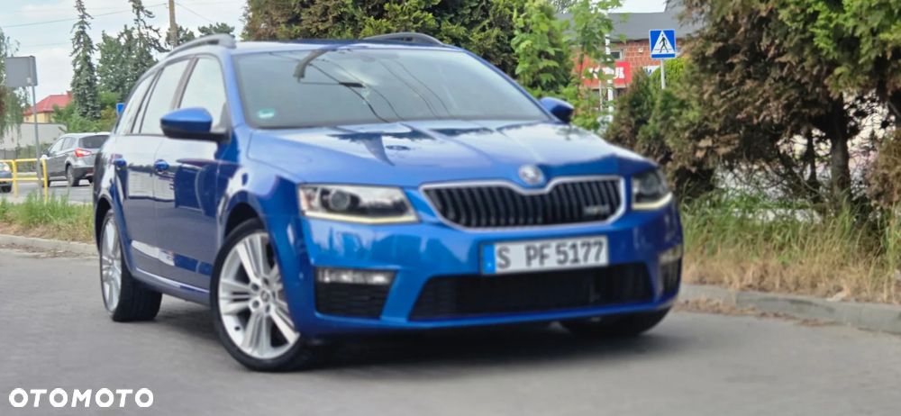 Skoda Octavia 2.0 TDI DSG RS - 4