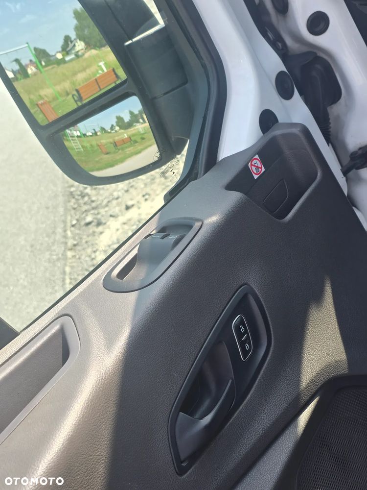 Ford transit - 14