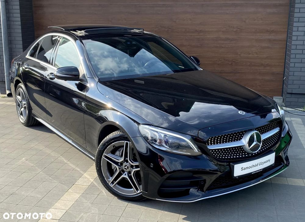 Mercedes-Benz Klasa C 200 4Matic 9G-TRONIC - 13