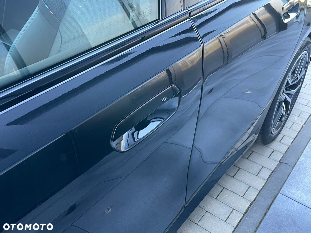 BMW Seria 5 520d xDrive mHEV M Sport - 32