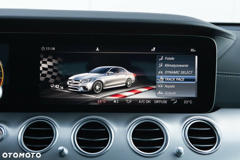 Mercedes-Benz Klasa E - 36