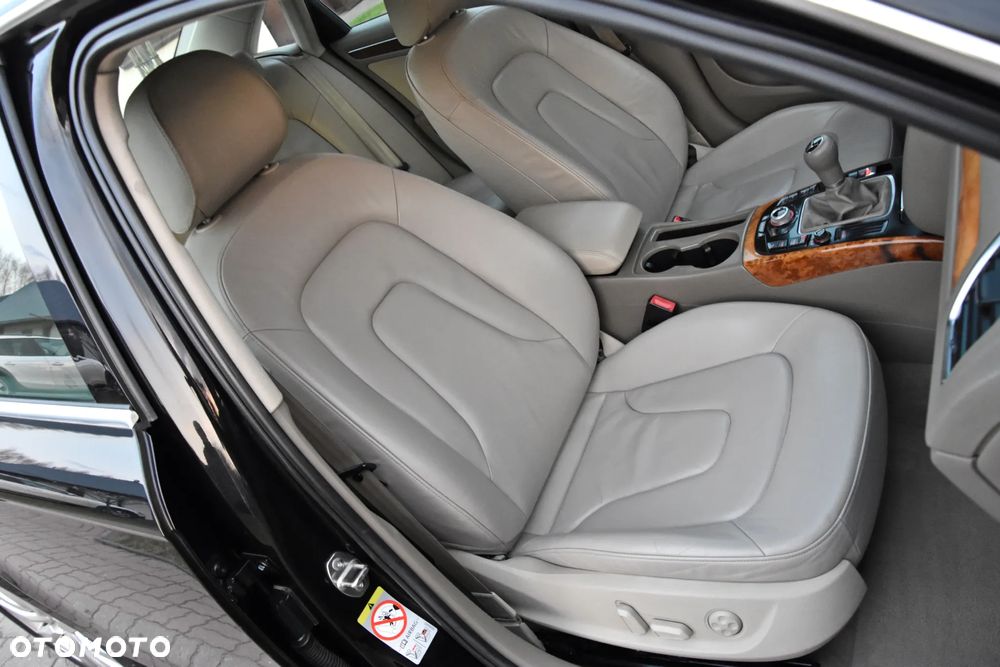 Audi A4 Limousine - 18