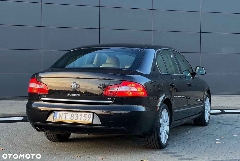 Skoda Superb 2.0 TDI 4x4 Elegance DSG - 7