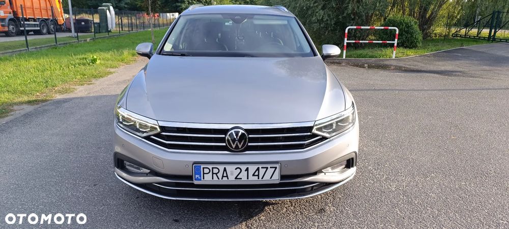 Volkswagen Passat Variant 2.0 TDI SCR DSG Elegance - 6