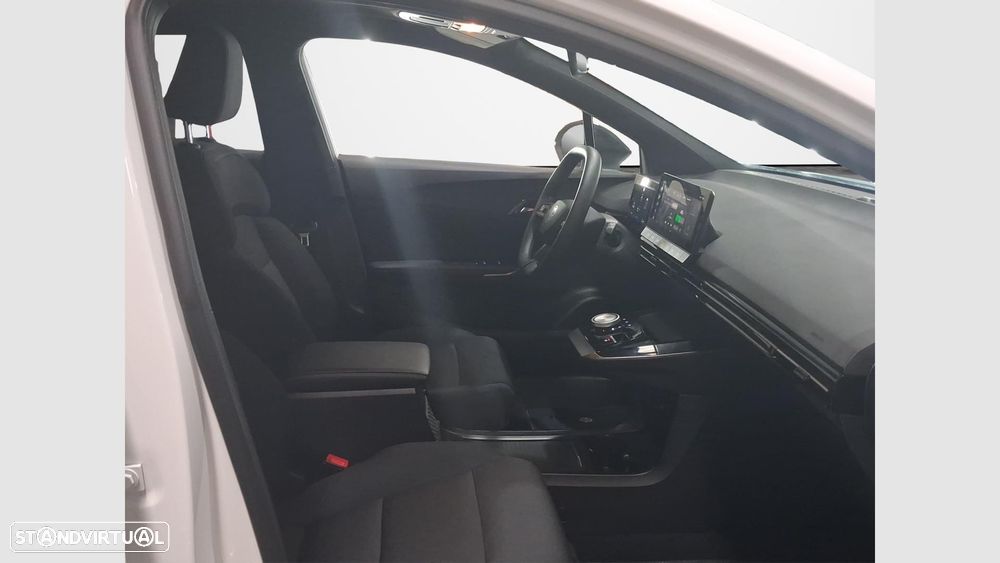 MG MG4 51 kWh Standard - 13