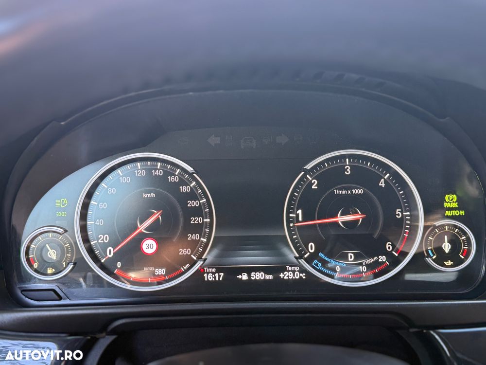 BMW Seria 5 520d Sport-Aut. - 10