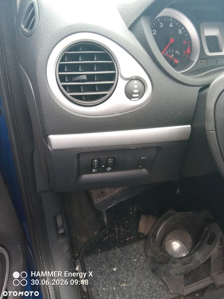 Renault Clio III 1,2 16V SILNIK KOD D4F740 na części - 3