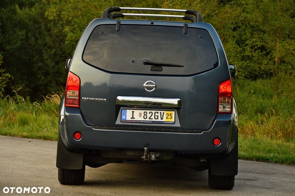 Nissan Pathfinder 2.5 dCi Comfort - 17