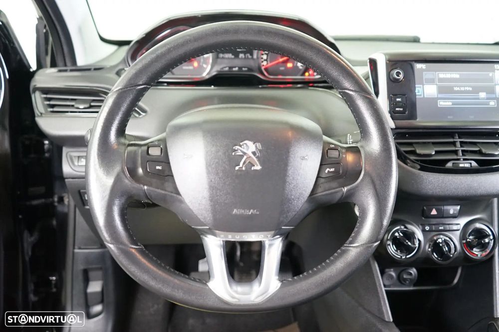 Peugeot 208 1.2 PureTech Style - 20