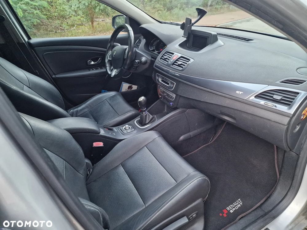 Renault Megane Grandtour TCe 180 GT - 21