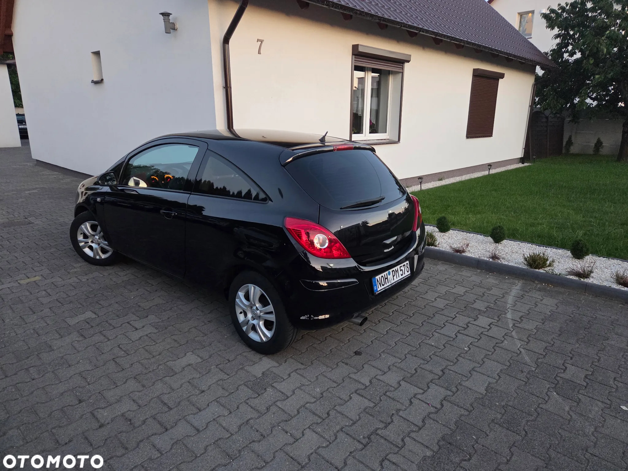 Opel Corsa 1.2 16V Sport - 9