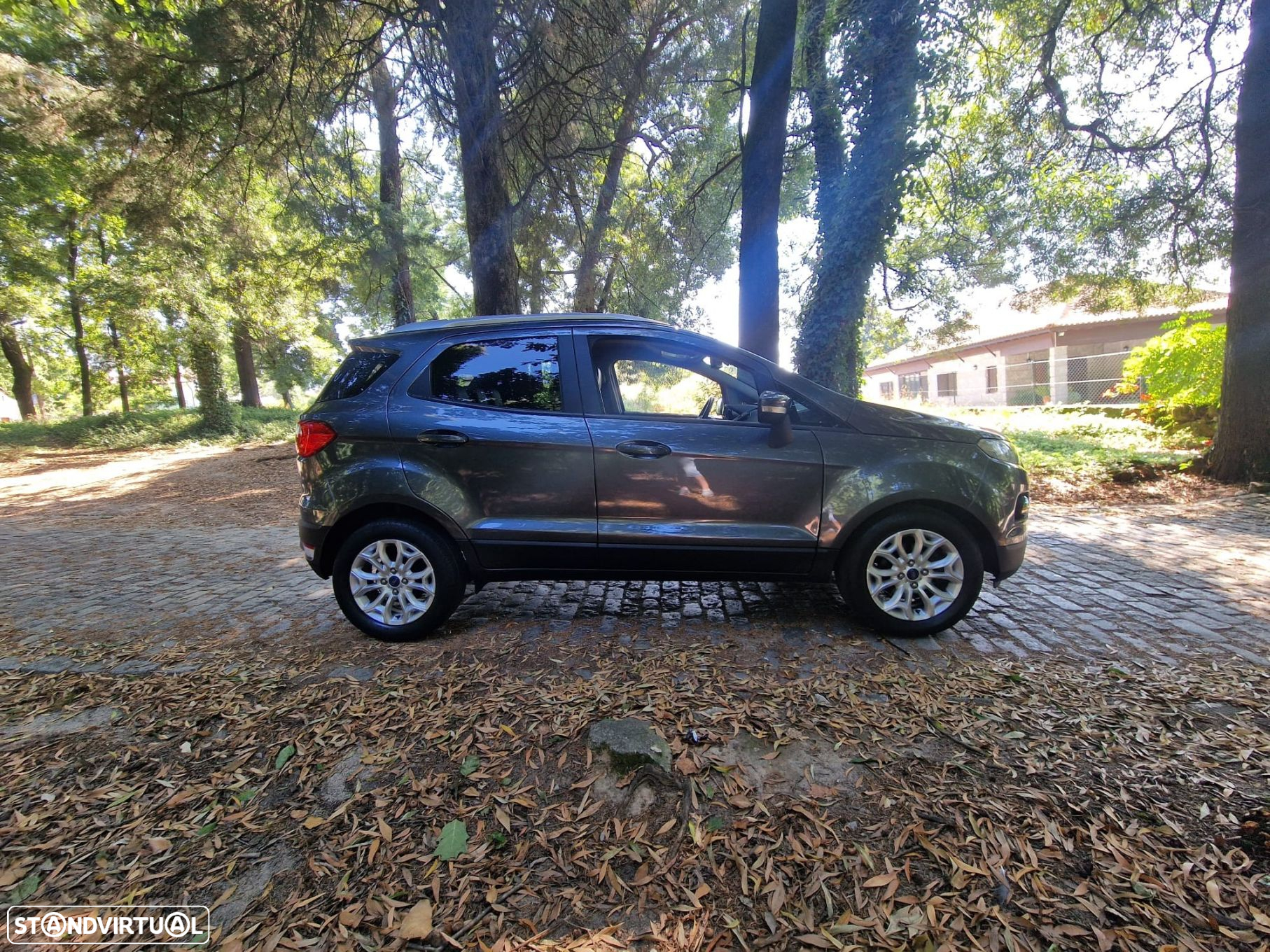 Ford EcoSport 1.0 EcoBoost Titanium - 9