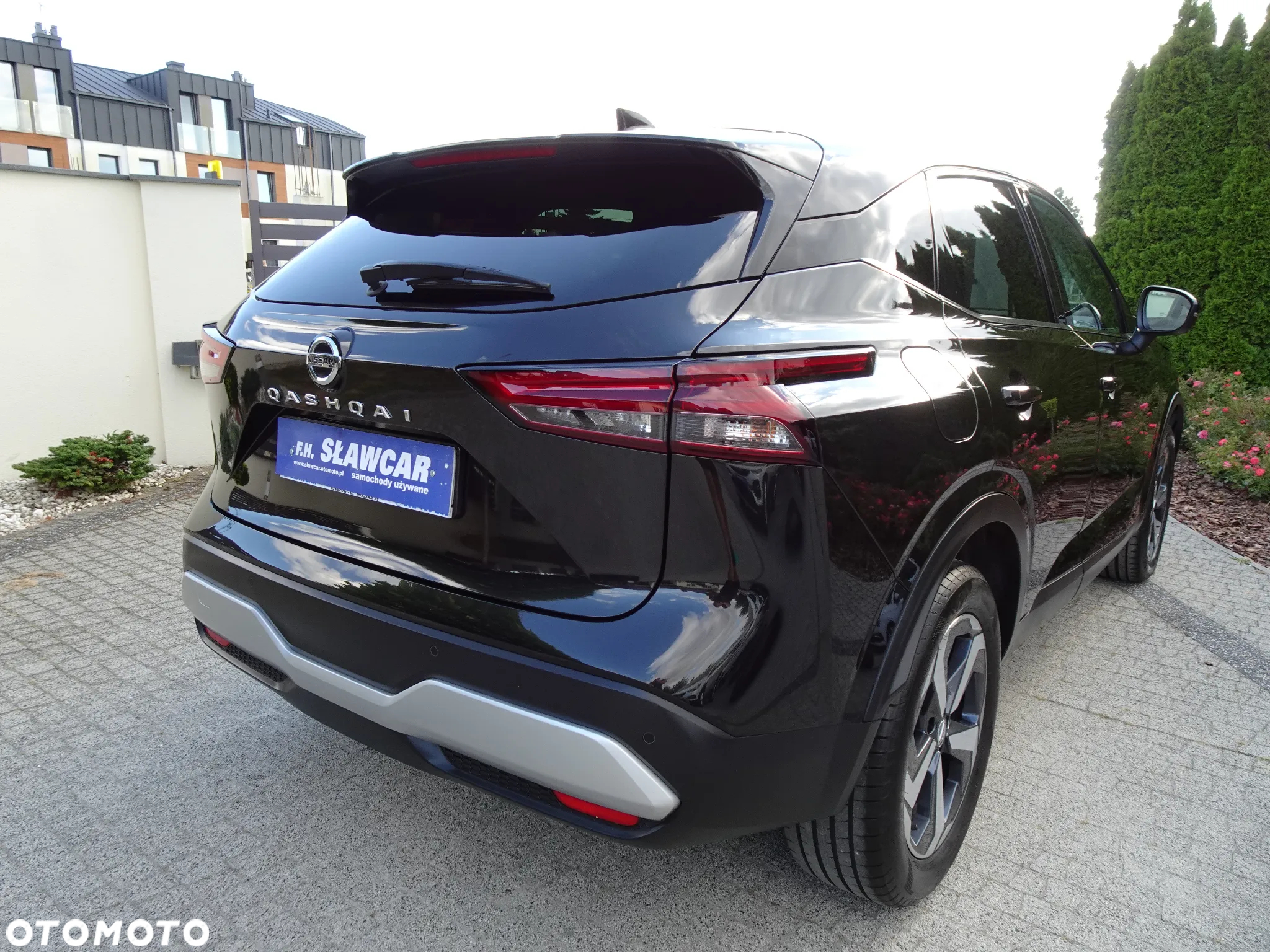 Nissan Qashqai 1.3 DIG-T N-Connecta DCT - 7