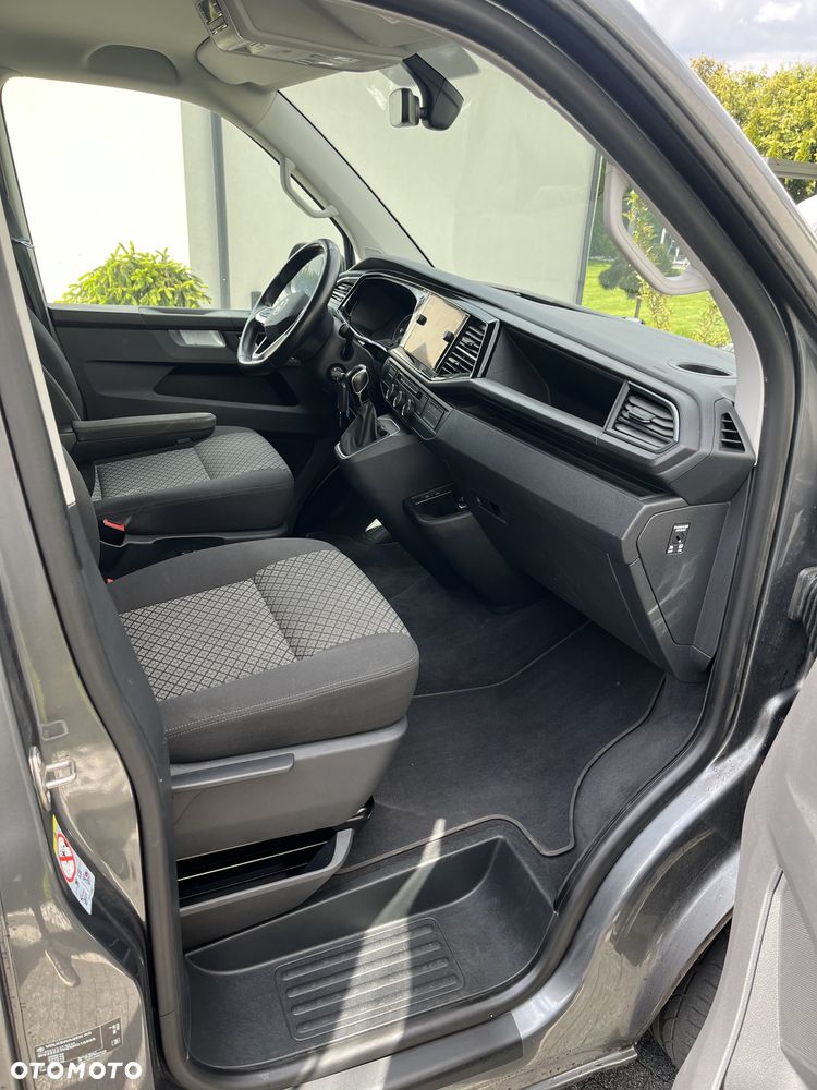 Volkswagen Multivan - 15