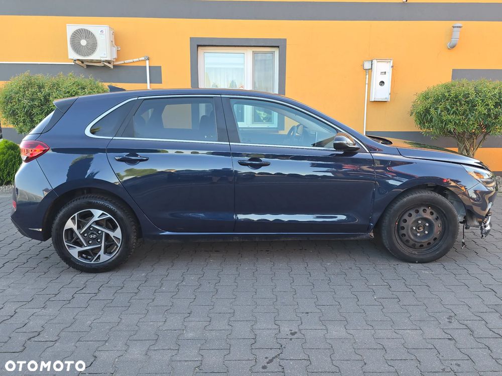 Hyundai i30 1.5 T-GDI 48V Smart Plus - 6