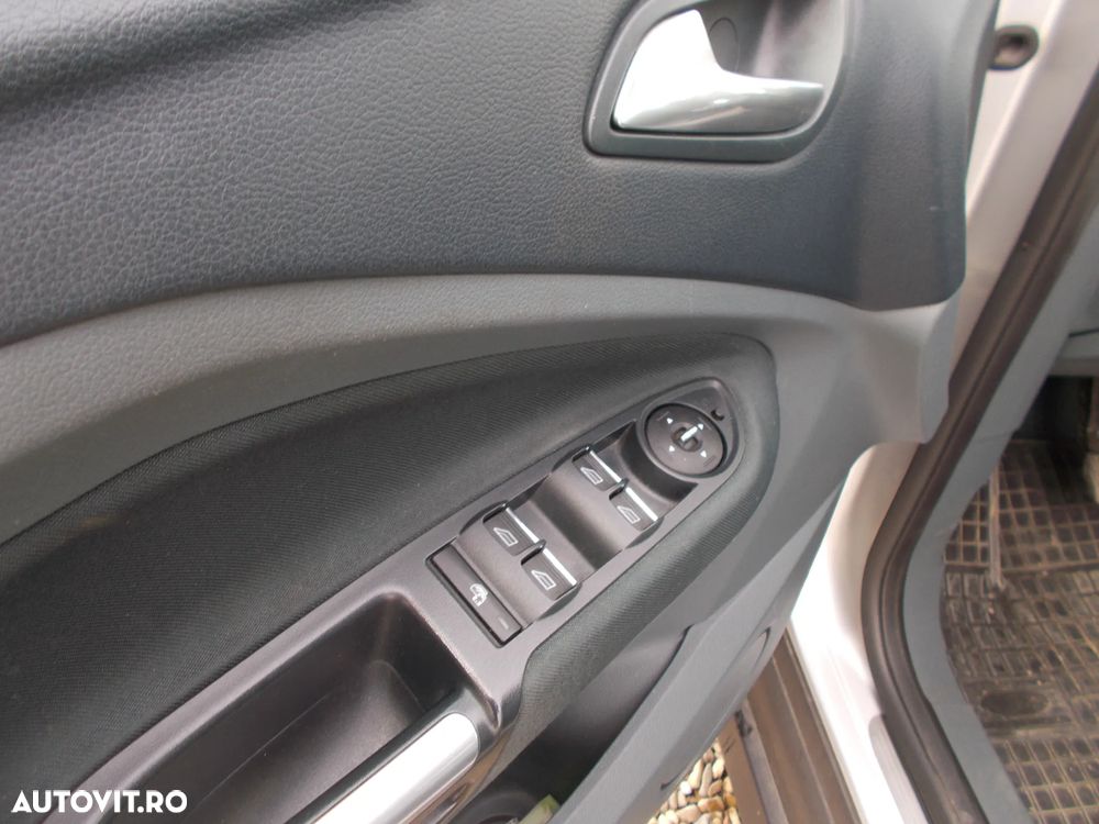 Ford C-Max - 5