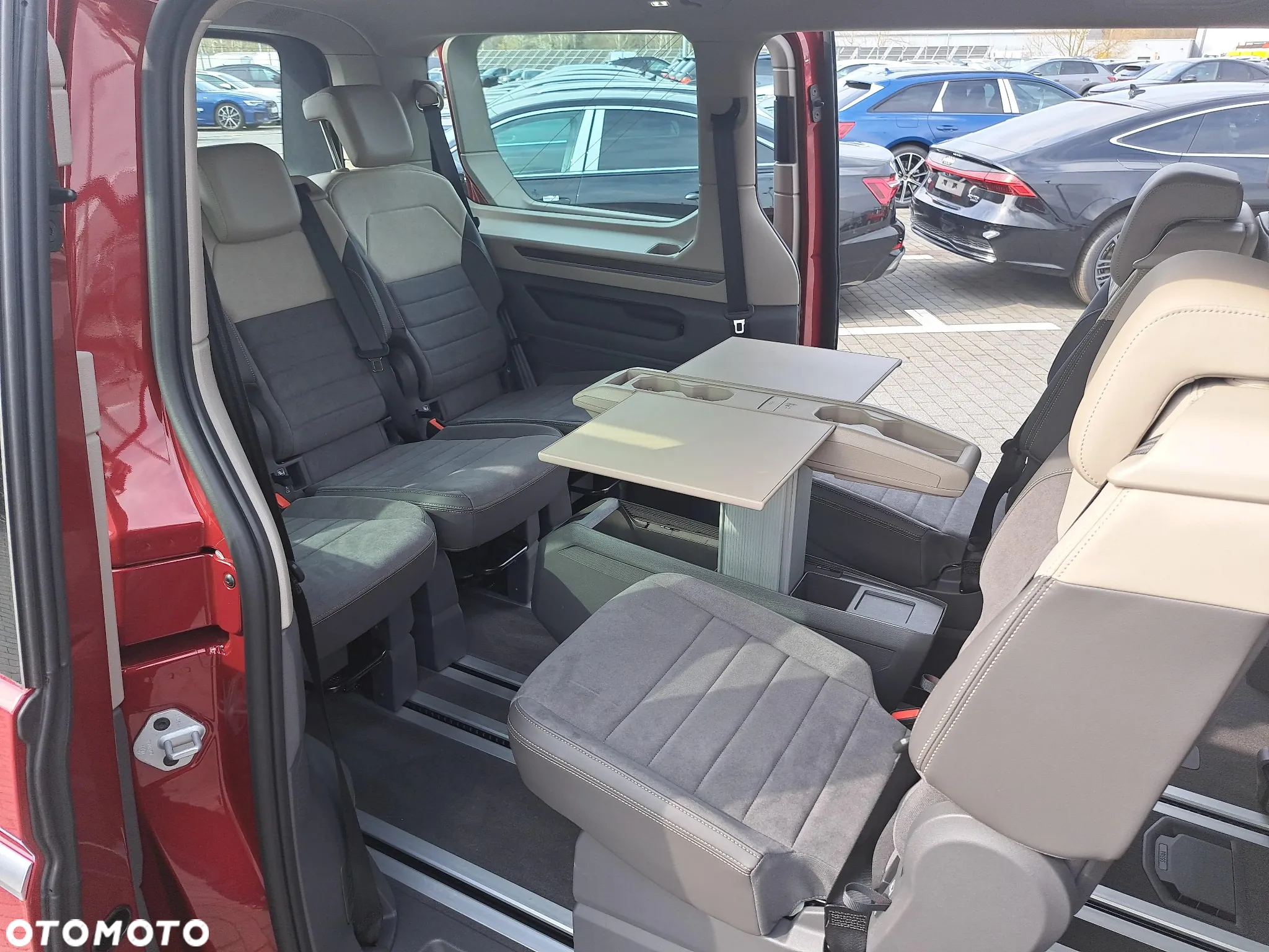 Volkswagen Multivan 2.0 TDI L2 Style DSG - 16