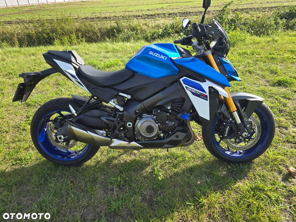 Suzuki GSX 1000 - 11