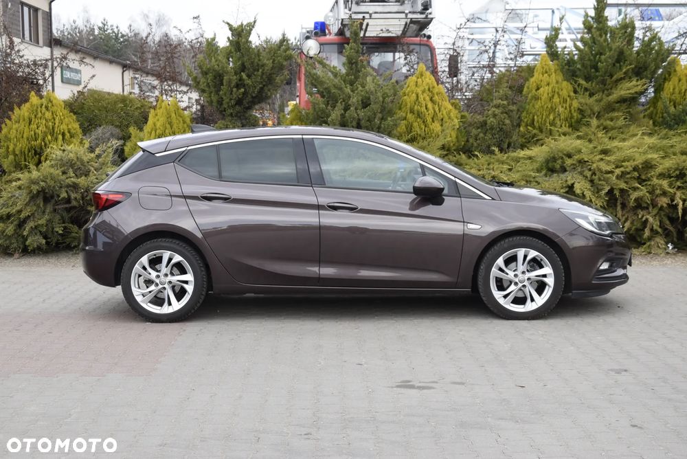 Opel Astra 1.4 T Elite - 30