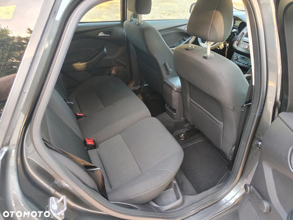 Ford Focus - 15