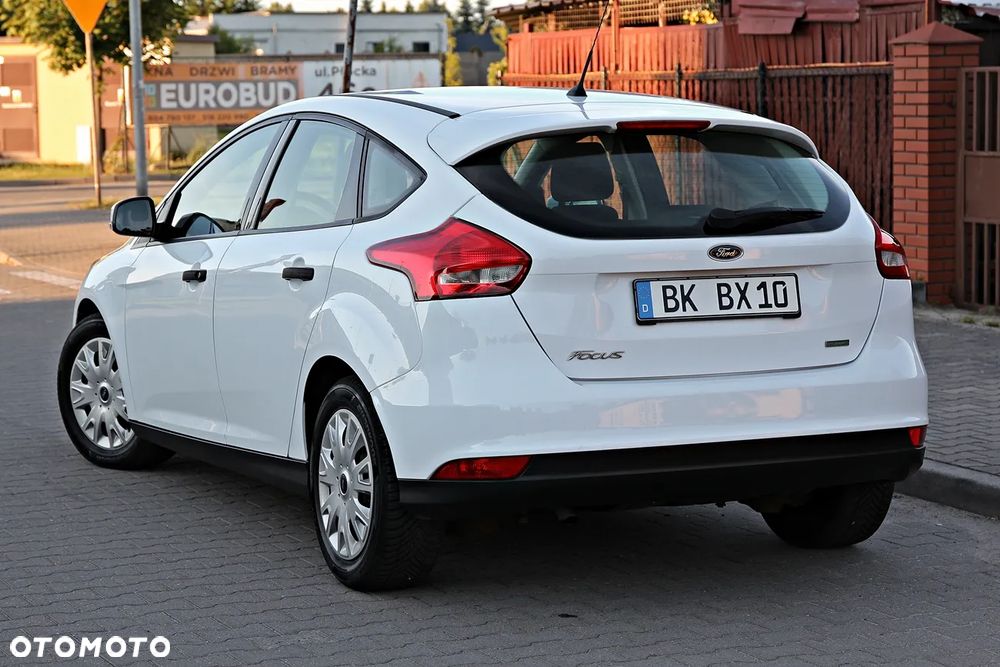 Ford Focus - 16