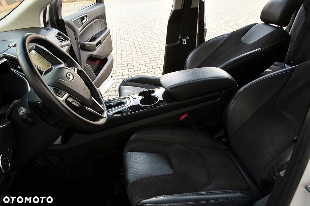 Ford Edge 2.0 TDCi Bi-Turbo 4x4 Sport - 39