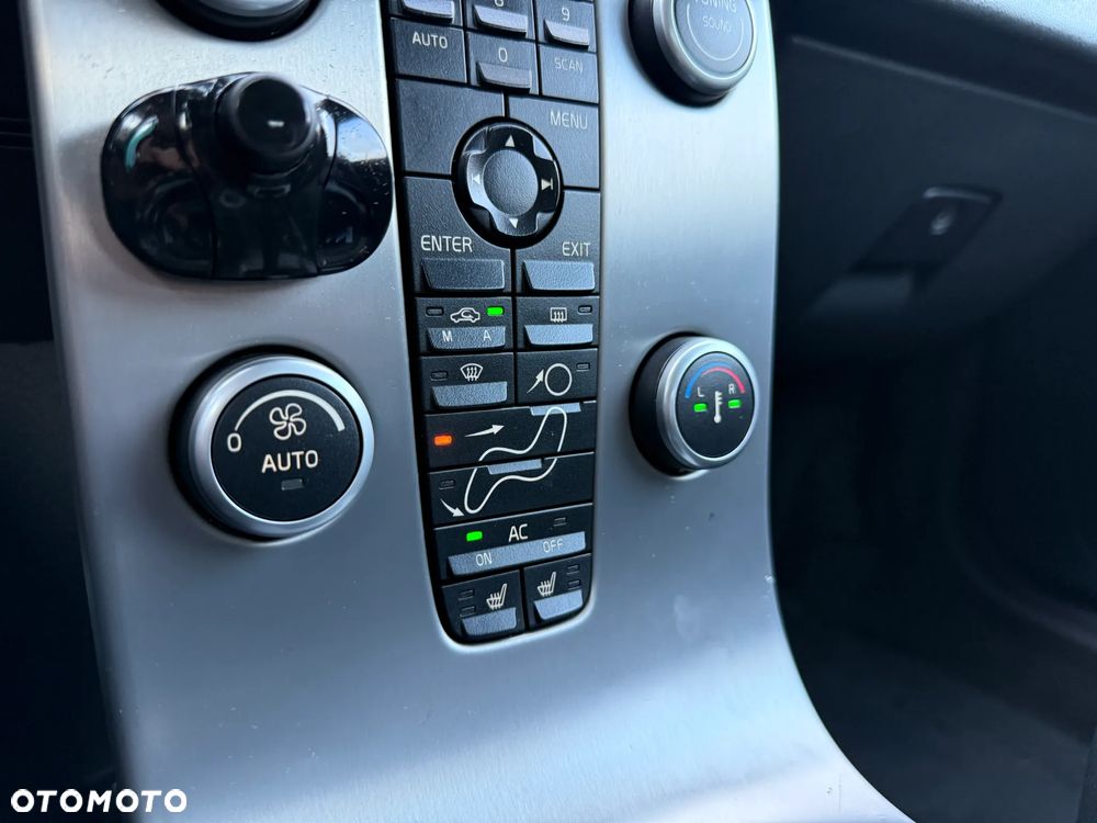 Volvo C70 D5 Kinetic - 35