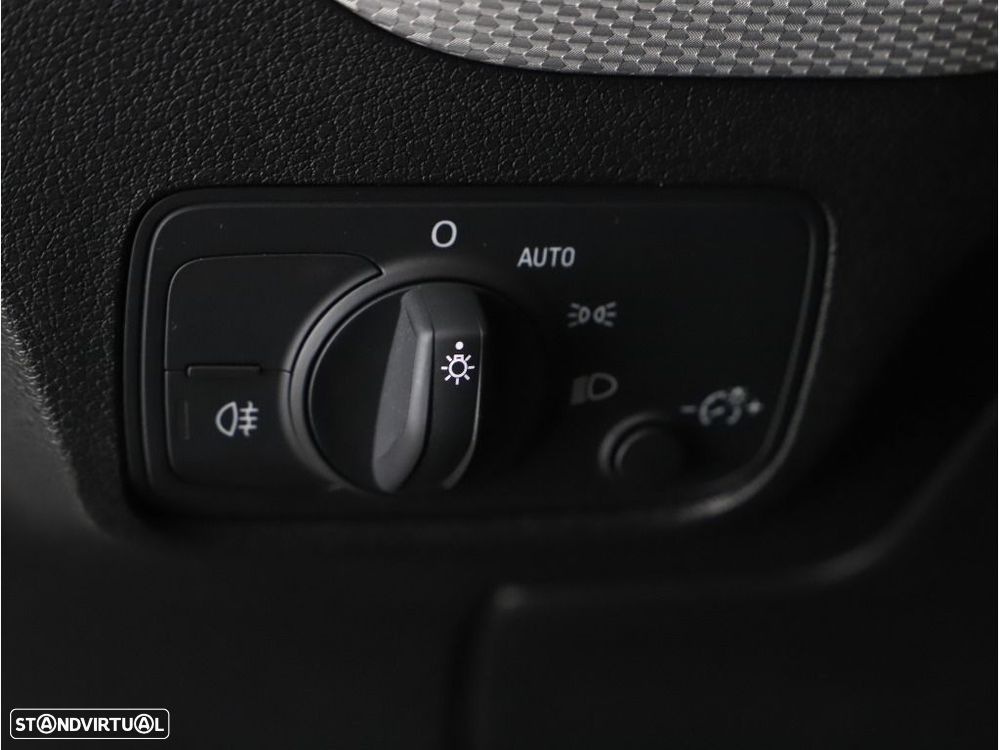 Audi Q2 35 TFSI Advanced S tronic - 11