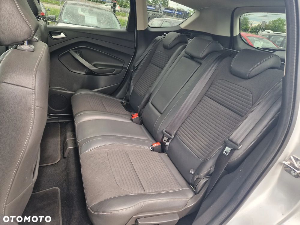 Ford Kuga 2.0 TDCi 4x4 Cool & Connect - 24