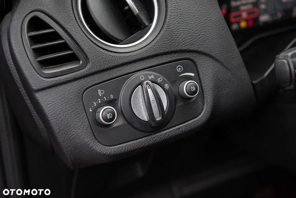 Ford S-Max 2.0 TDCi DPF Champions Edition - 22