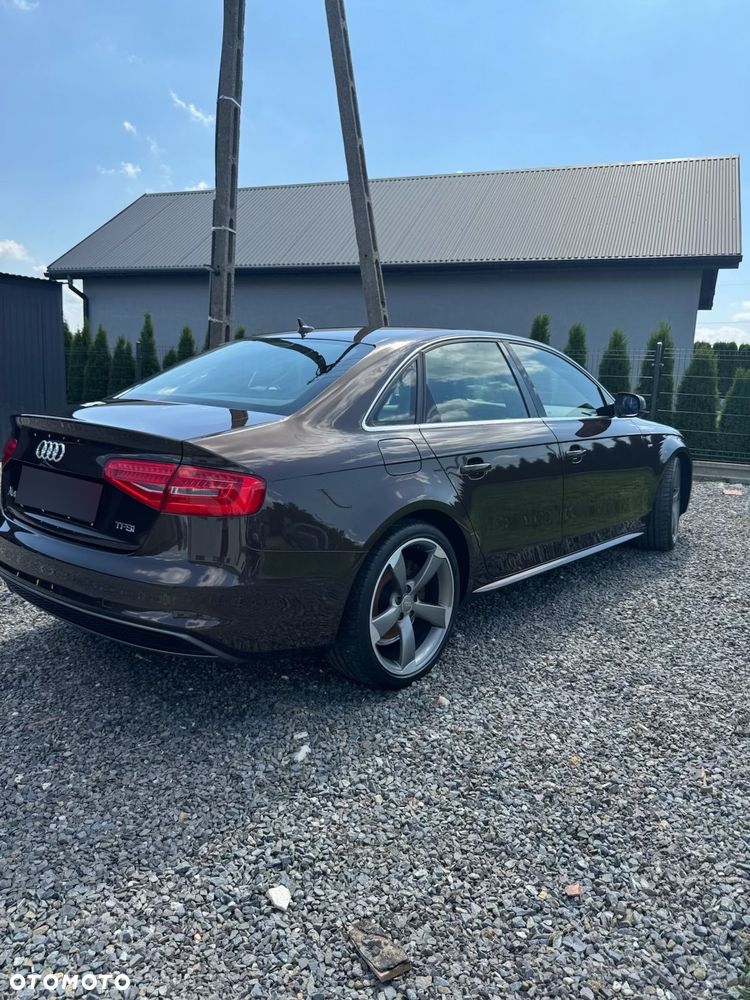 Audi A4 Limousine 1.8 TFSI S line Sportpaket - 8