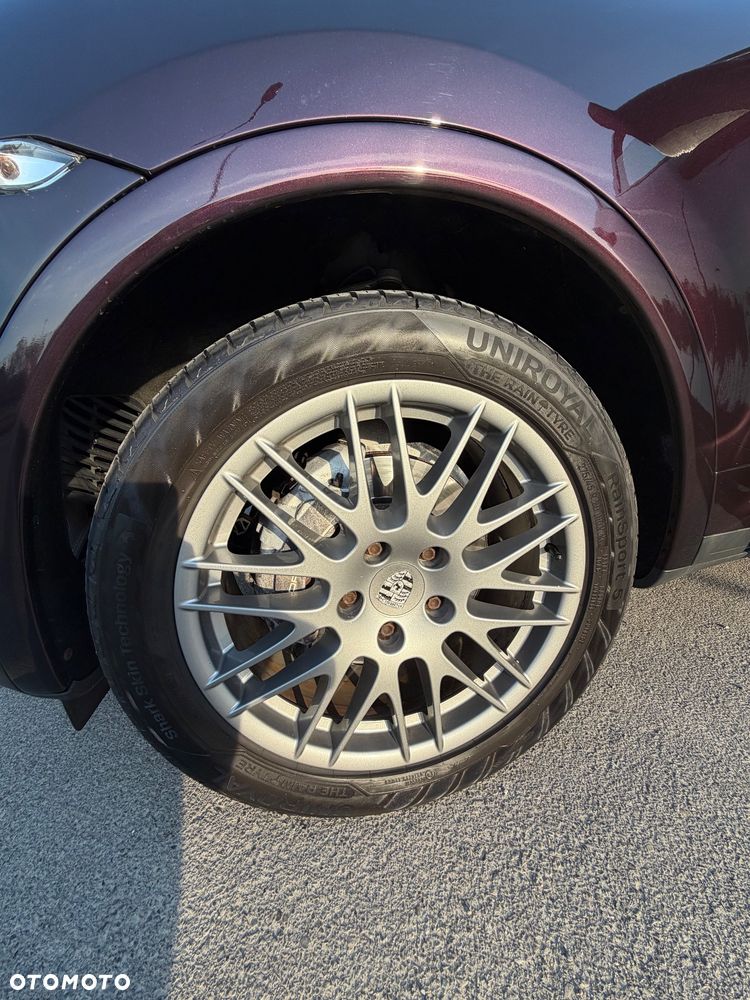 Porsche Cayenne - 24