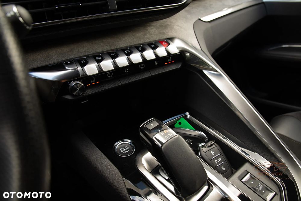 Peugeot 3008 225 e-EAT8 GT Pack - 16