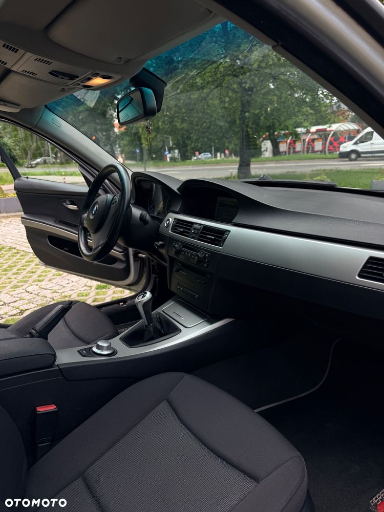 BMW Seria 3 320d - 18