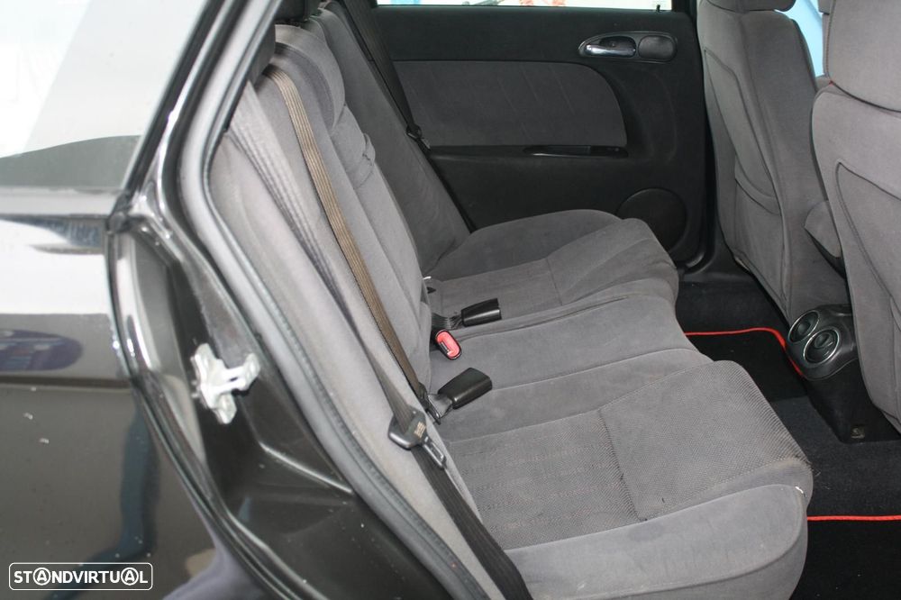 Alfa Romeo 156 1.9 JTD - 35
