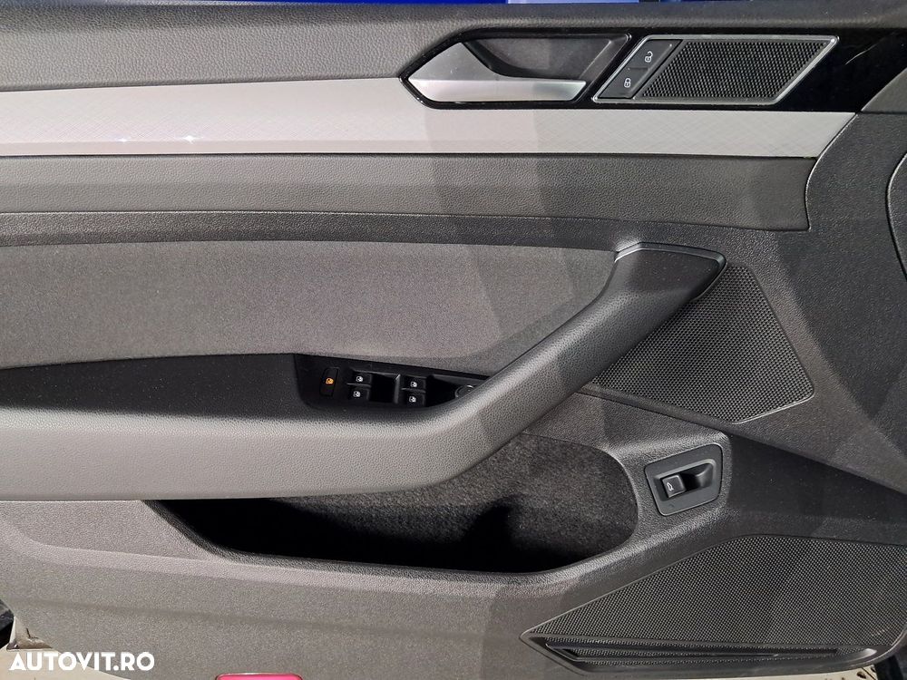 Volkswagen Passat - 10