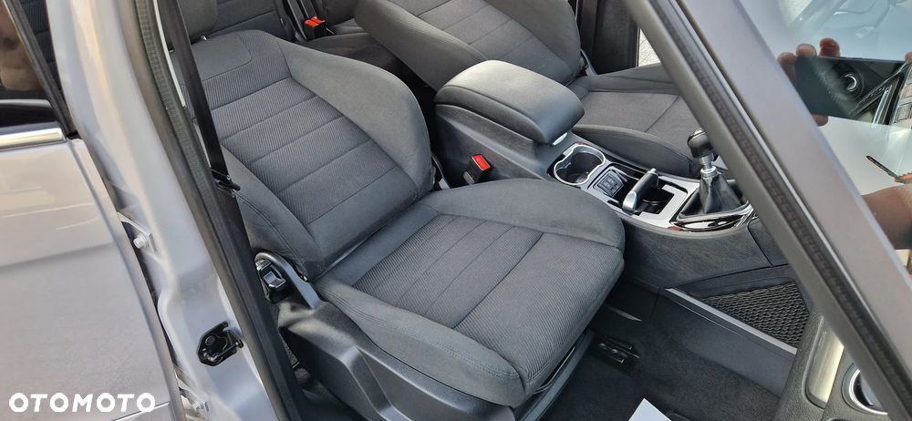Ford S-Max - 34