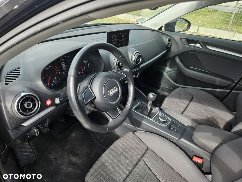 Audi A3 Sportback - 7
