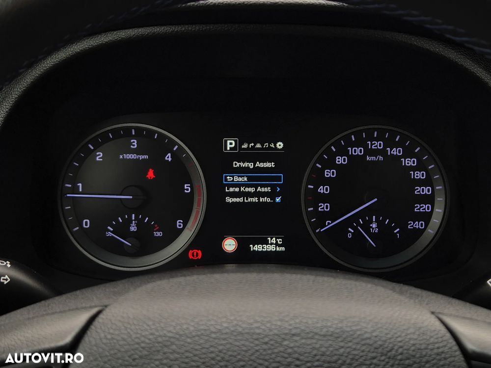 Hyundai Tucson blue 1.7 CRDi 2WD DCT Style - 16