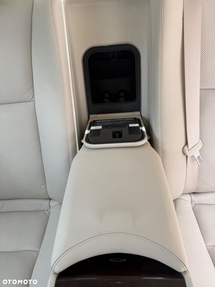 Lexus LS 600h - 3