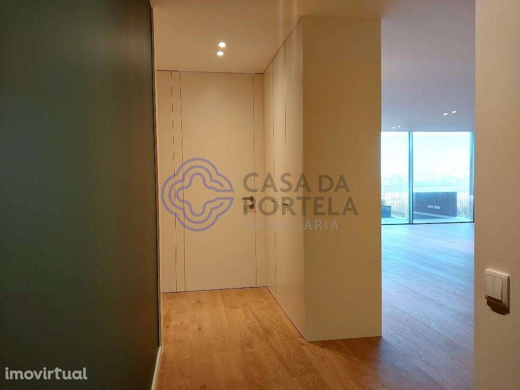 T4- Seca do Bacalhau- vistas mar- 3 lug estacionamento-arrumo-acabam - Grande imagem: 4/50