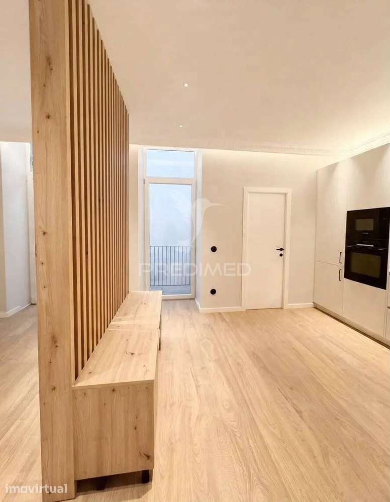 Apartamento T0 no Centro Histórico de Braga - Grande imagem: 3/30